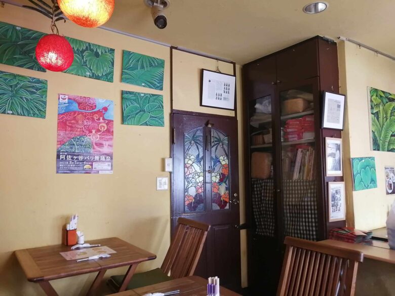 Cafe Bali Campurに入った入口近辺の風景
