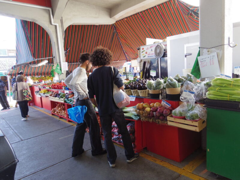 ジャンタロン市場に並べられている野菜たち